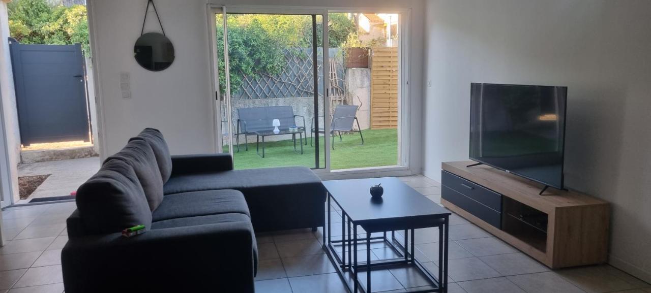 Aux Creissauds Apartment Aubagne Exterior photo