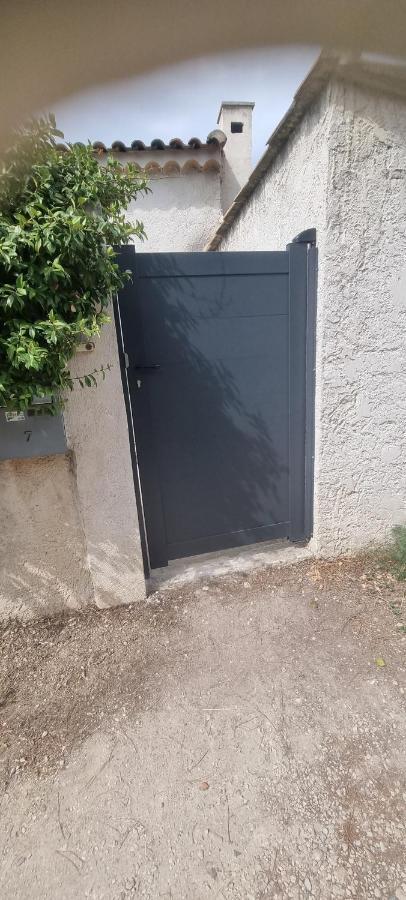 Aux Creissauds Apartment Aubagne Exterior photo